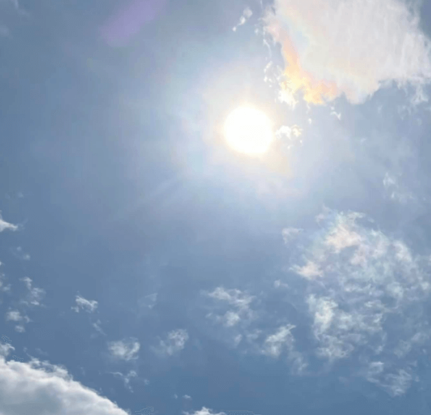 オラクルカード開封浄化・・太陽を撮影した写真